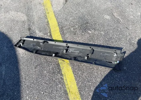 2022 Toyota Rav4 Xle z USA, uszkodzony, nr VIN 2T3P1RFV3NC307685